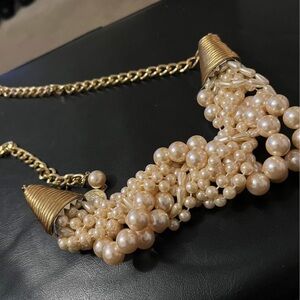 Vintage Elegant Gold and Cream Pearl Necklace